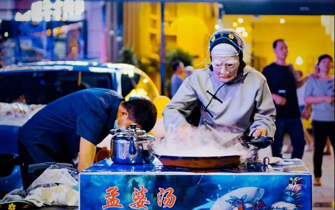靚起來！西區(qū)打造美食名片撬動(dòng)“夜間經(jīng)濟(jì)”